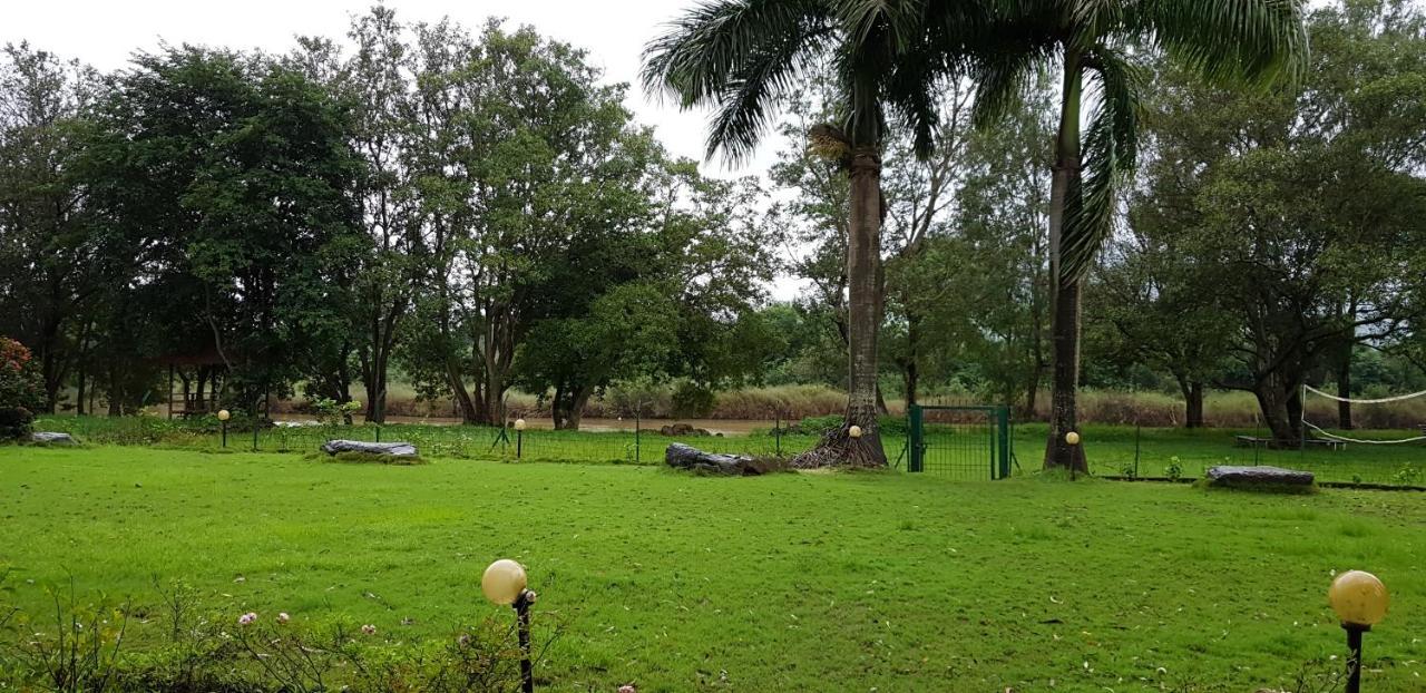 Golden Fields Resort Paud Exterior foto